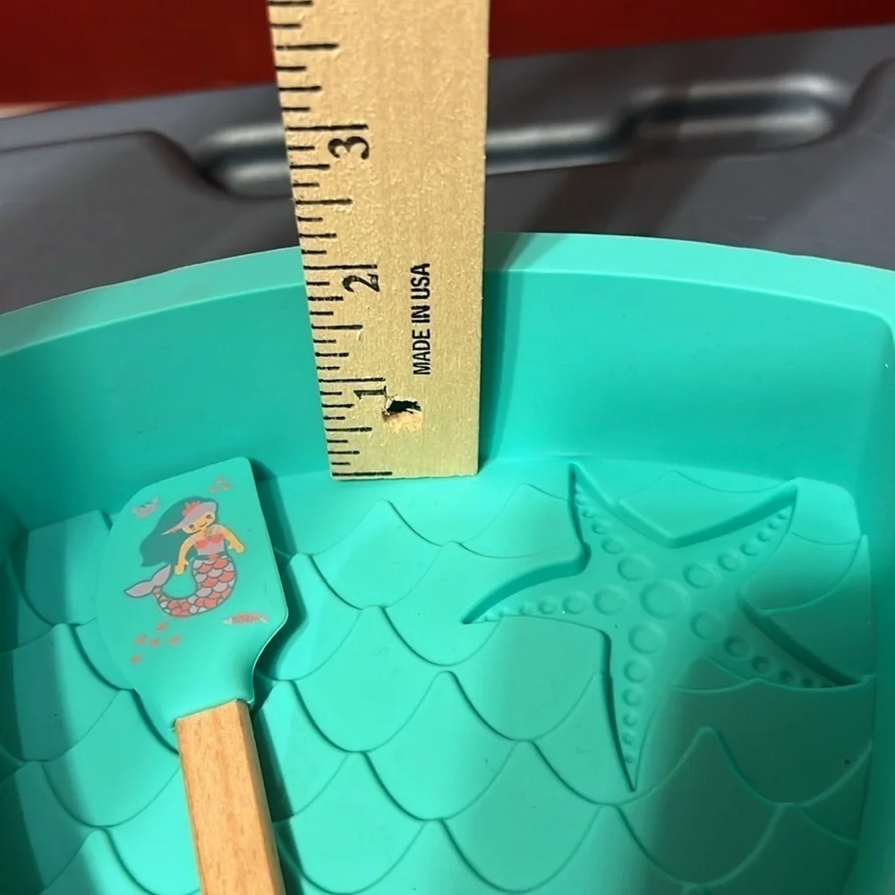 Whimsical Mermaid Tail Starfish 3D Silicone Cake Mold Pan